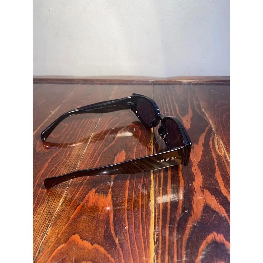 Steve Madden Nancee Black 90s Skinny Rectangular Sunglasses Chunky Retro Frames